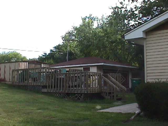 916 W Plum St, Mchenry, IL 60051 photo 4