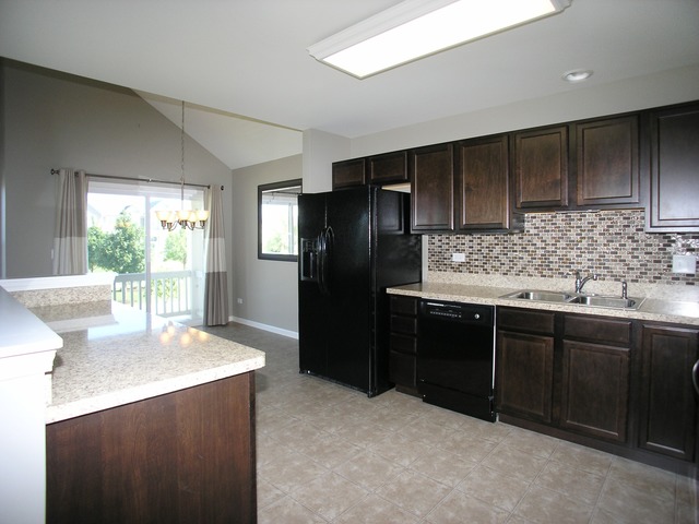 24615 John Adams Dr, Plainfield, IL 60544 photo 7