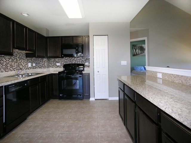 24615 John Adams Dr, Plainfield, IL 60544 photo 10