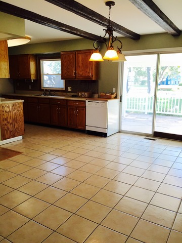 34 Old Post Rd, Montgomery, IL 60538 photo 3