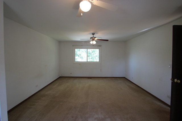 751 Cimarron Dr, Carol Stream, IL 60188 photo 12