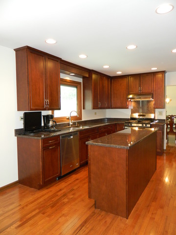 3845 Bernay Ln, Hoffman Estates, IL 60192 photo 8