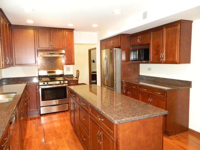 3845 Bernay Ln, Hoffman Estates, IL 60192 photo 7