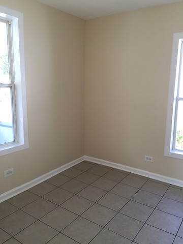 414 Titsworth Ct, Aurora, IL 60505 photo 3