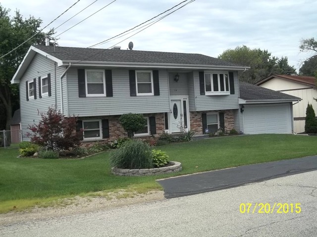 526 Kingston Blvd, Mchenry, IL 60050 photo 1