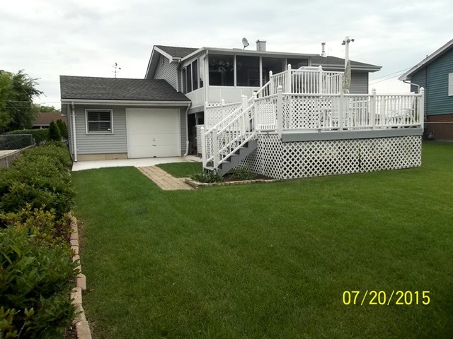 526 Kingston Blvd, Mchenry, IL 60050 photo 3