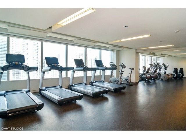 340 E Randolph St #1201, Chicago, IL 60601 photo 22