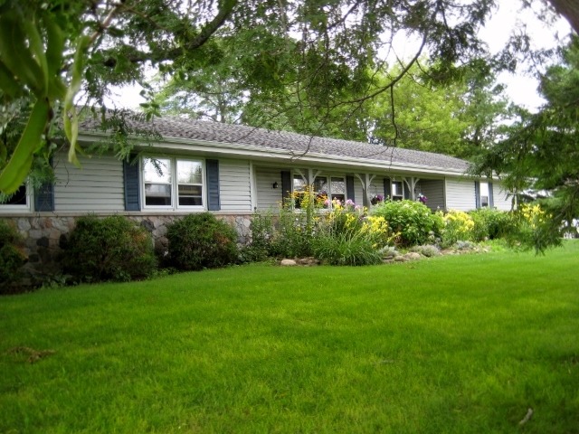 14005 Durkee Rd, Harvard, IL 60033 photo 1