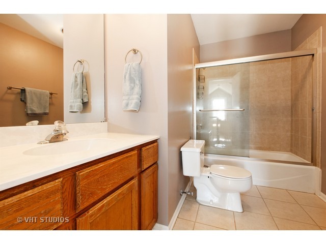 565 Plank Rd, Naperville, IL 60563 photo 11