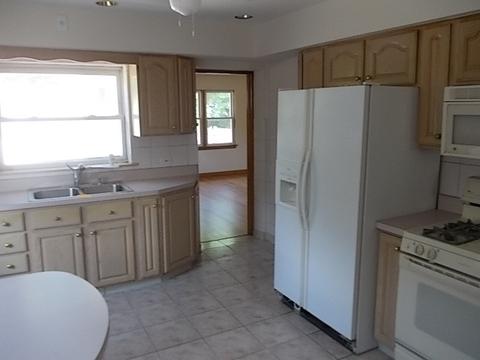 1544 Morris Ave, Berkeley, IL 60163 photo 5