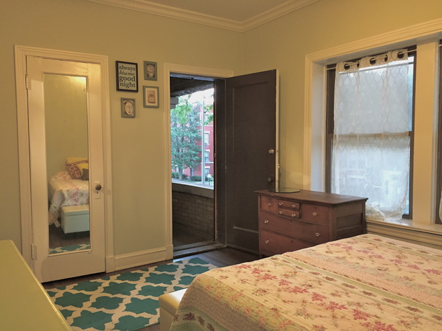 933 E Hyde Park Blvd #2, Chicago, IL 60615 photo 15