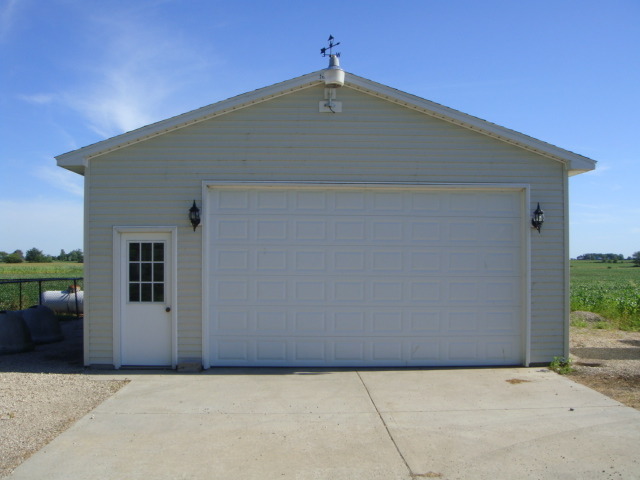 4250 Bell Rd, Minooka, IL 60447 photo 8