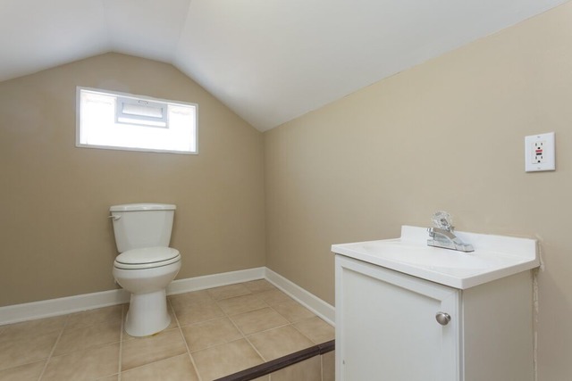 7837 White Ave, Lyons, IL 60534 photo 11