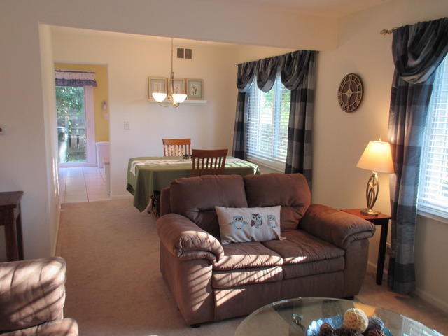 4960 Rochester Dr, Barrington, IL 60010 photo 3