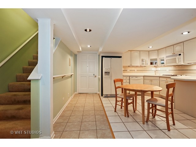 1609 Whitman Ln, Wheaton, IL 60189 photo 19