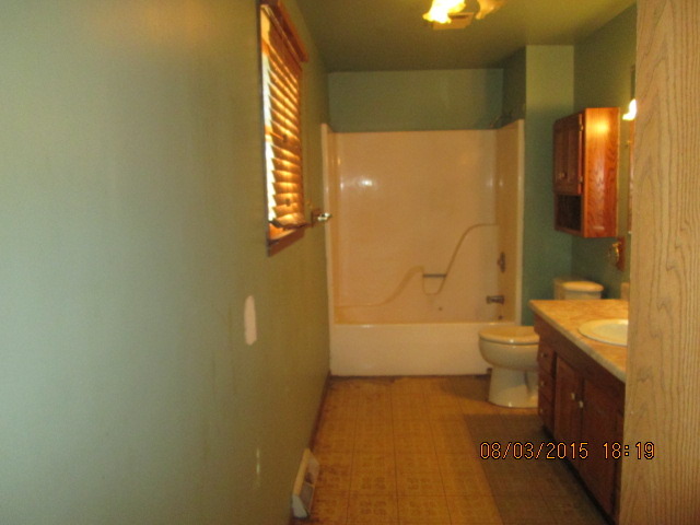 500 E Marquette St, Ottawa, IL 61350 photo 8