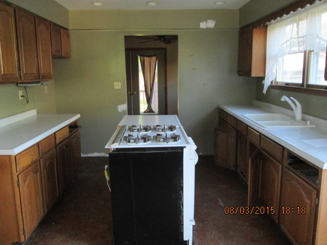 500 E Marquette St, Ottawa, IL 61350 photo 7