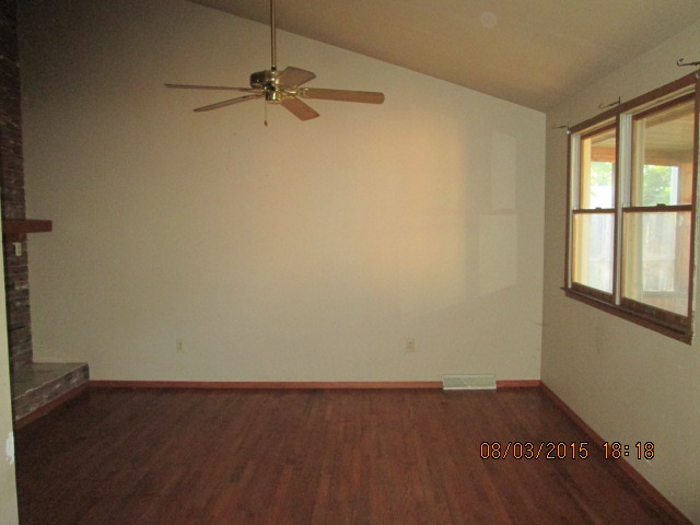 500 E Marquette St, Ottawa, IL 61350 photo 5