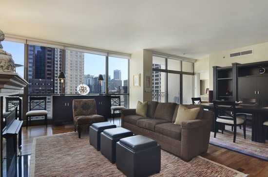 21 E Huron St #2305, Chicago, IL 60611 photo 5