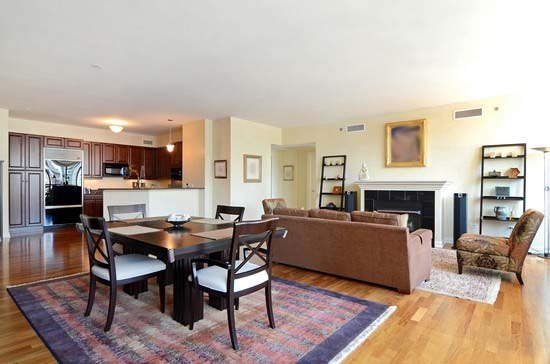 21 E Huron St #2305, Chicago, IL 60611 photo 9