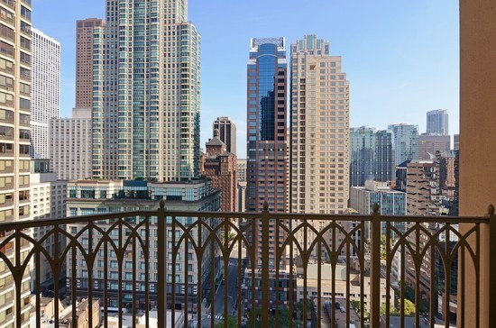 21 E Huron St #2305, Chicago, IL 60611 photo 2
