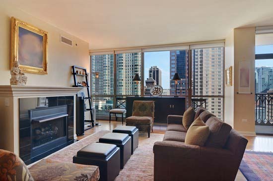 21 E Huron St #2305, Chicago, IL 60611 photo 6