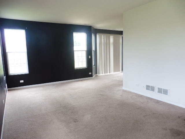 2228 Evergreen Cir, Mchenry, IL 60050 photo 5