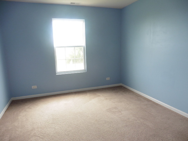 2228 Evergreen Cir, Mchenry, IL 60050 photo 9
