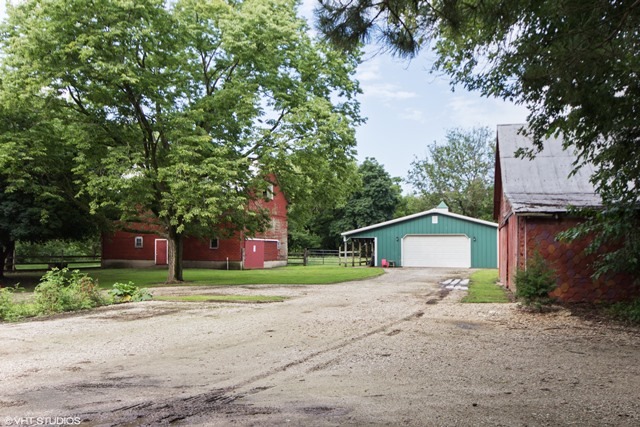 6875 S Dwight Rd, Mazon, IL 60444 photo 22