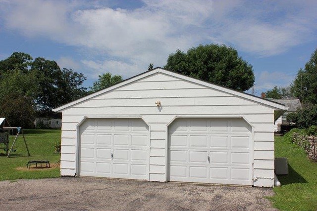 411 Oakland Ave, Morrison, IL 61270 photo 15