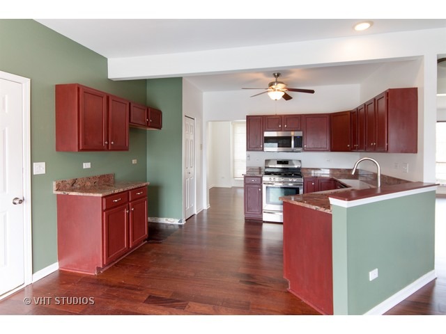 4602 Twain Ct, Plainfield, IL 60586 photo 4