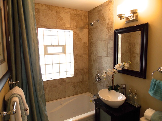 10404 S Rhodes Ave, Chicago, IL 60628 photo 17