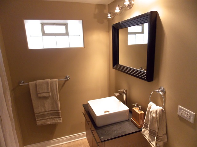 10404 S Rhodes Ave, Chicago, IL 60628 photo 18