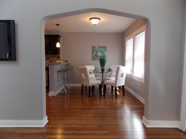 10404 S Rhodes Ave, Chicago, IL 60628 photo 7