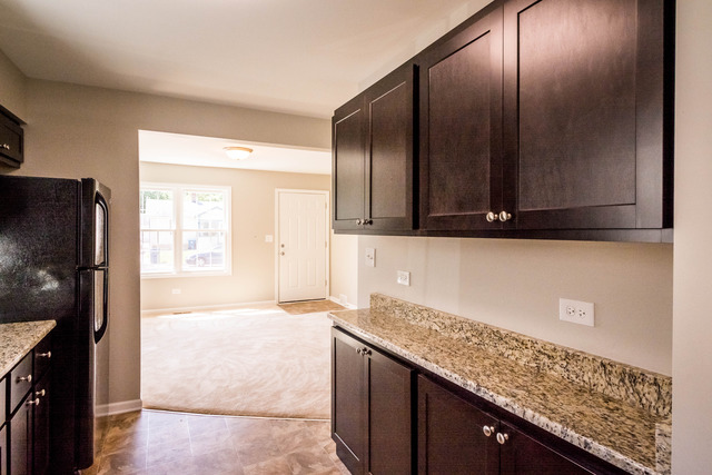 814 George Ave, Aurora, IL 60505 photo 8