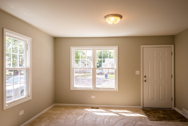 814 George Ave, Aurora, IL 60505 photo 4