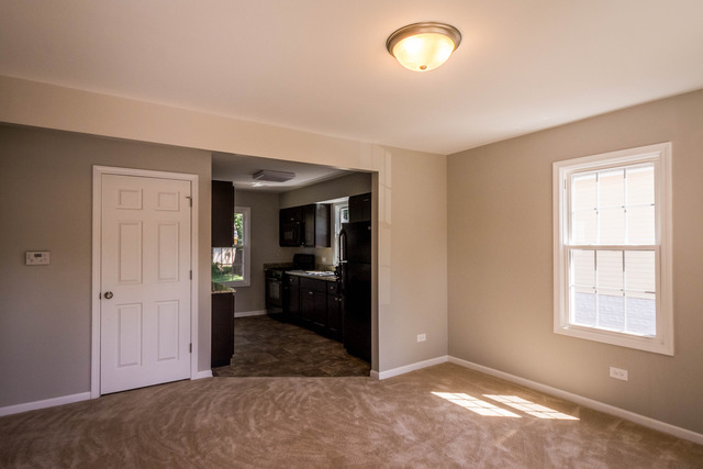814 George Ave, Aurora, IL 60505 photo 3