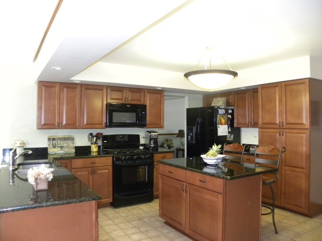 3309 Plum Grove Dr, Rolling Meadows, IL 60008 photo 4
