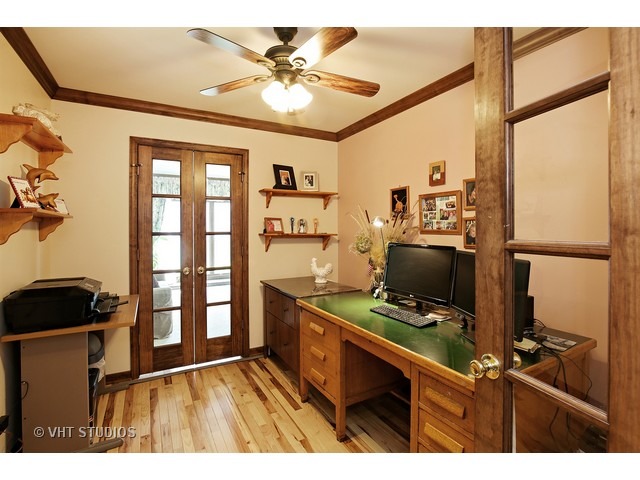 9 N570 Arrowmaker Pass, Elgin, IL 60124 photo 2