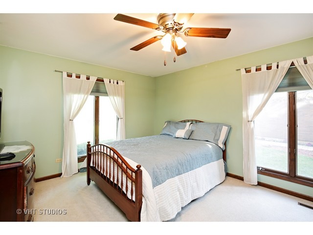 9 N570 Arrowmaker Pass, Elgin, IL 60124 photo 10