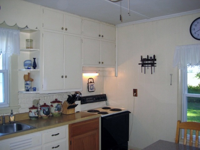 15980 County Line Rd, Capron, IL 61012 photo 9