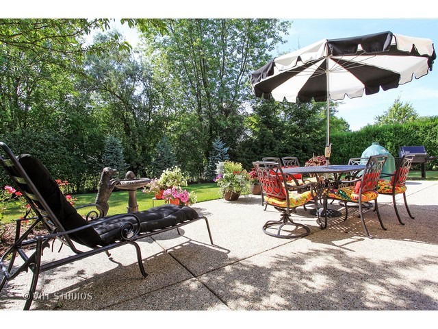 4013 Carousel Dr, Northbrook, IL 60062 photo 14