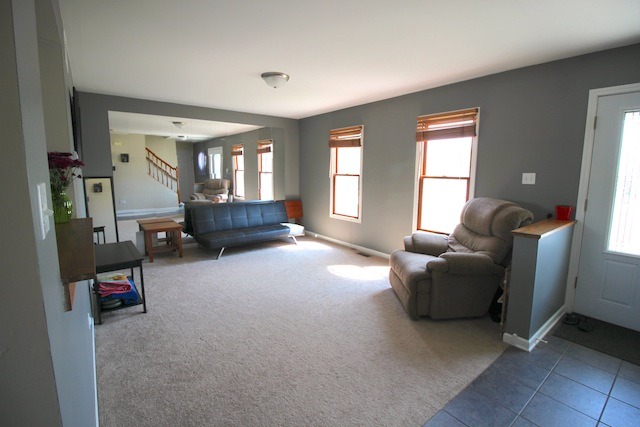 2311 Gustave Ln, Plainfield, IL 60586 photo 2