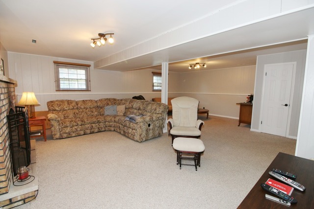 304 Rustic Ln, Algonquin, IL 60102 photo 16