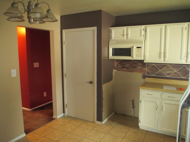 5209 W Greenbrier Dr, Mchenry, IL 60050 photo 9