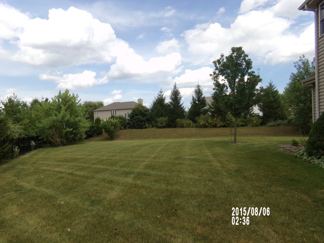 3 Grayhawk Ct, Algonquin, IL 60102 photo 3