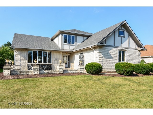 11412 Hummingbird Ln, Mokena, IL 60448 photo 1