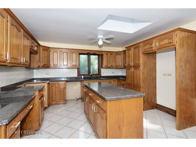 11412 Hummingbird Ln, Mokena, IL 60448 photo 5