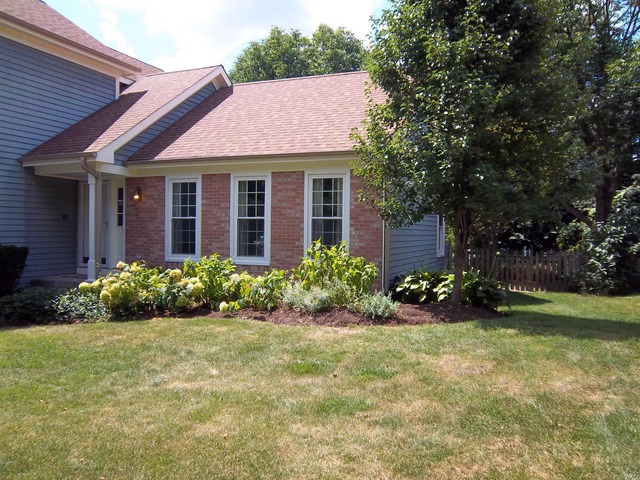 1080 Cobblers Xing, Elgin, IL 60120 photo 2