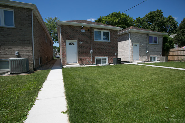 4851 S Linder Ave, Chicago, IL 60638 photo 22